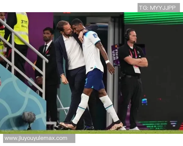 索斯盖特被视为阿莫林接班人但他暂不急于重返教练岗位 索斯盖特被视为阿莫林接班人但他暂不急于重返教练岗位