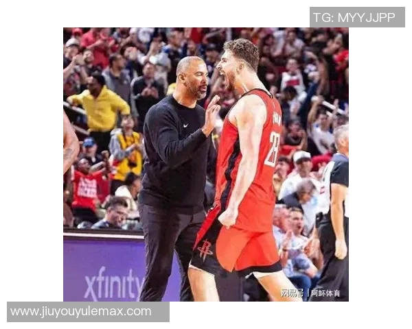 穆雷轻伤不下火线再创佳绩单场52分展现超强实力 穆雷轻伤不下火线再创佳绩单场52分展现超强实力